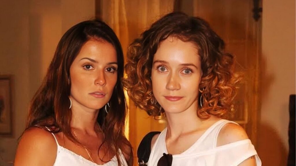 Camila Morgado e Deborah Secco em América