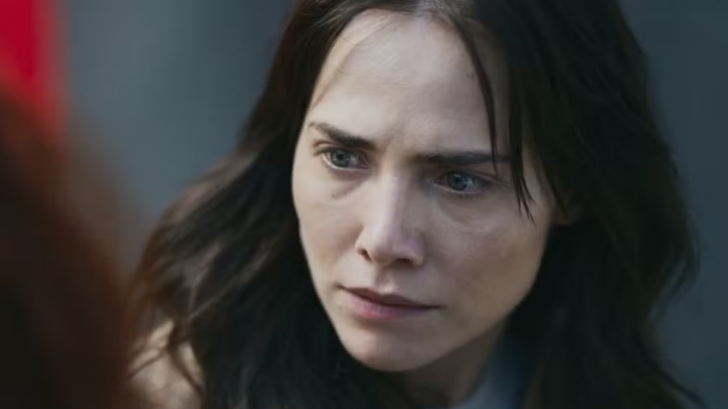 Adriana (Letícia Colin) coloca vingança em prática e prepara golpe certeiro contra os Brandão
