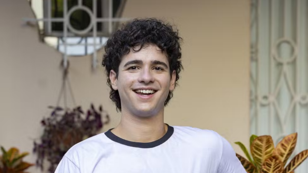 Estreia em novelas: Quem é João Victor Gonçalves, o Mau Mau de Quem Ama Cuida