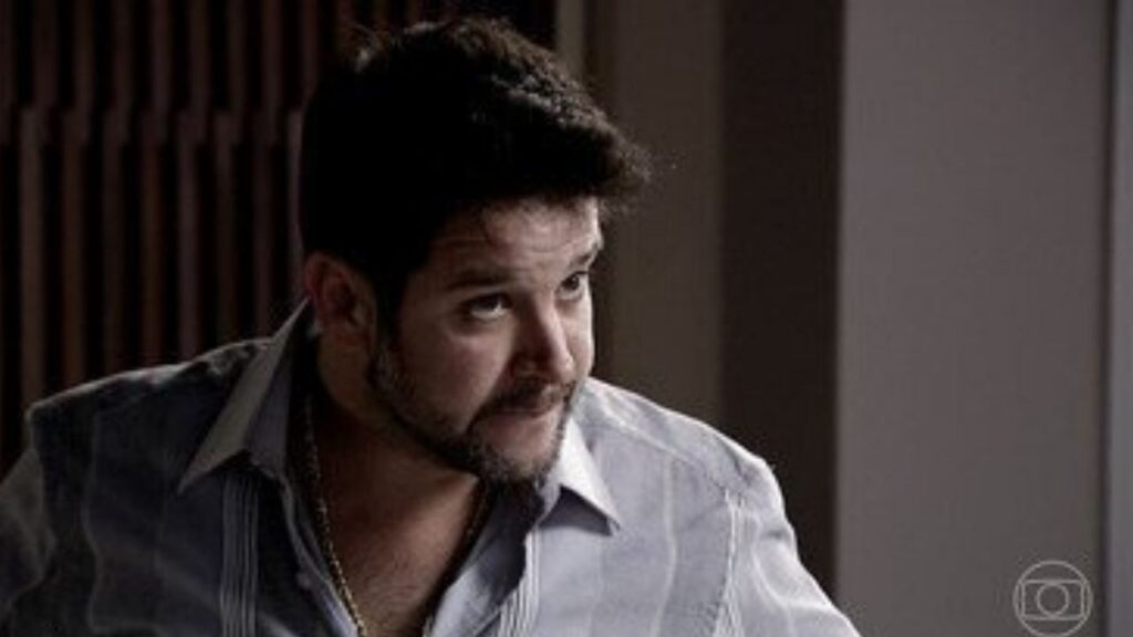 Que horas começa a novela Avenida Brasil hoje na Globo? (terça, 15/09/2026)
