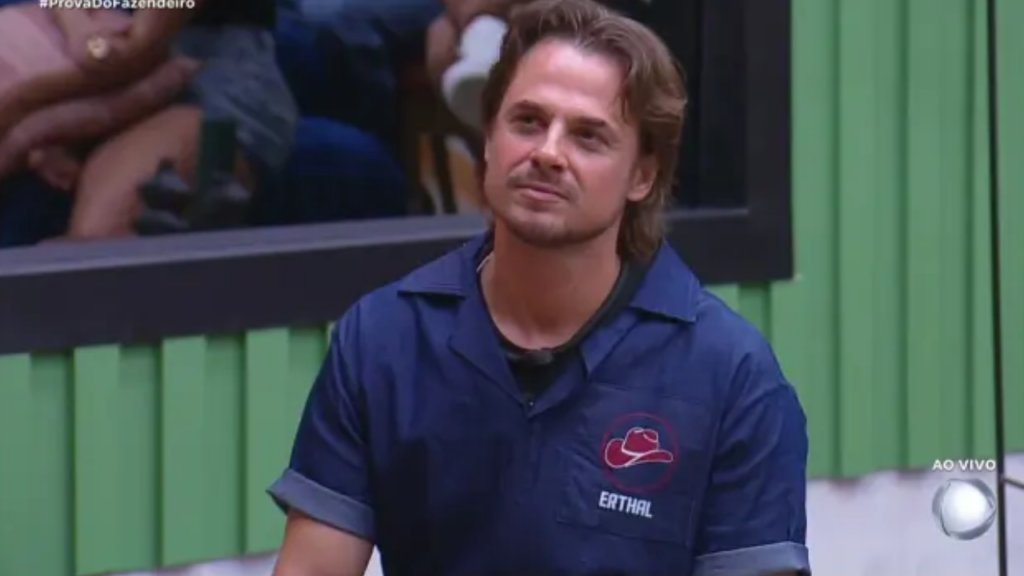 A Fazenda 18: Daniel Erthal pode ser expulso após toque em Mônica?
